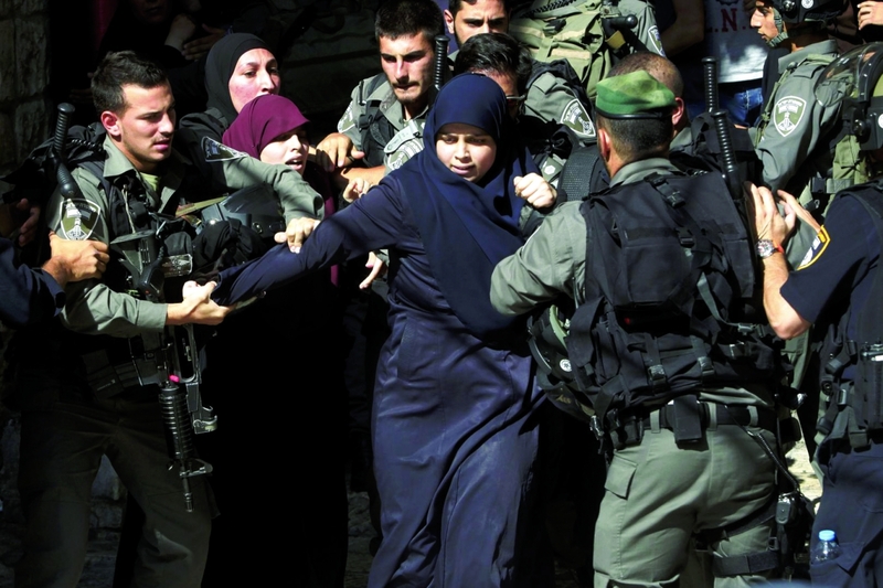 إسرائيل غيّبت عشرات آلاف الفلسطينيات في المعتقلات