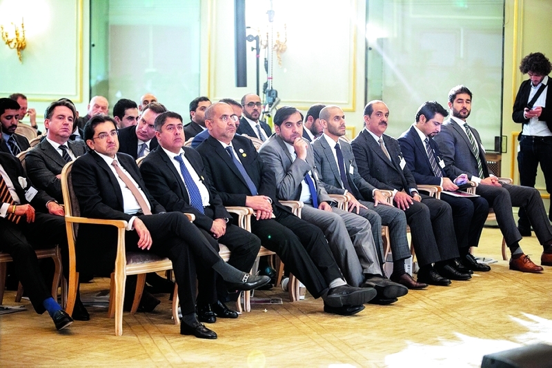 "Ⅶ وفد الدولة خلال الاجتماع | البيان"