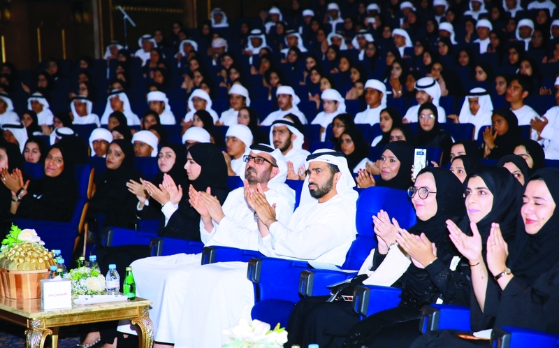 «التربية»: إرسال 1200 طالب وطالبة  إلى أرقى بيوت الخبرة العالمية