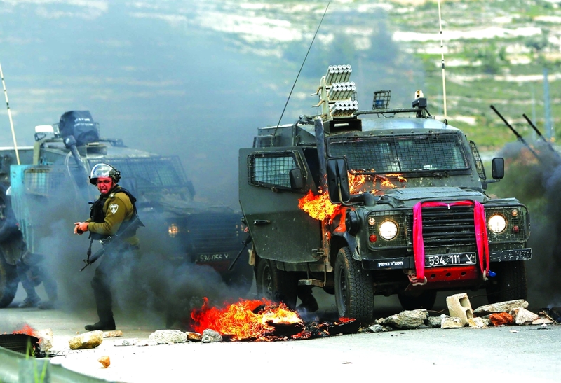 الاحتلال يغتال مسعفاً فلسطينياً في مخيم الدهيشة