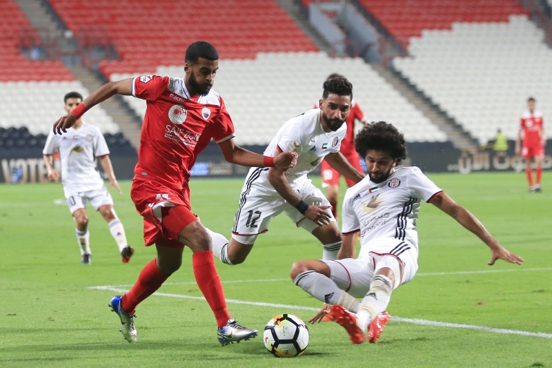 "مبارة الجزيرة والشارقة في دوري الخليج العربي - تصوير سيف الكعبي"