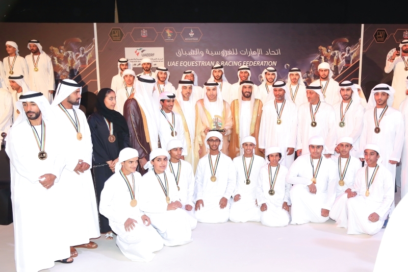المكرّمــون بجـــائزة الإنجازات الرياضية: شكراً خليفة