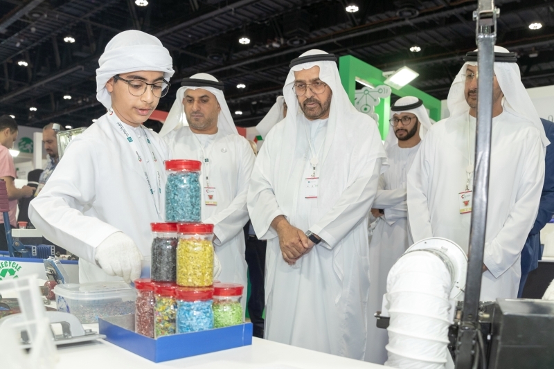114 مشروعاً ابتكارياً في معرض رواد المستقبل