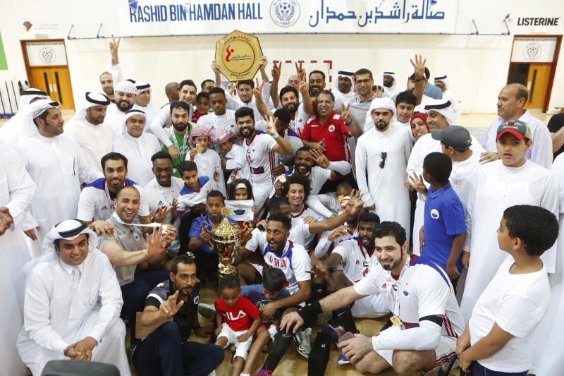 "تتويج الشارقة بكأس اليد | تصوير: عماد علاء الدين"