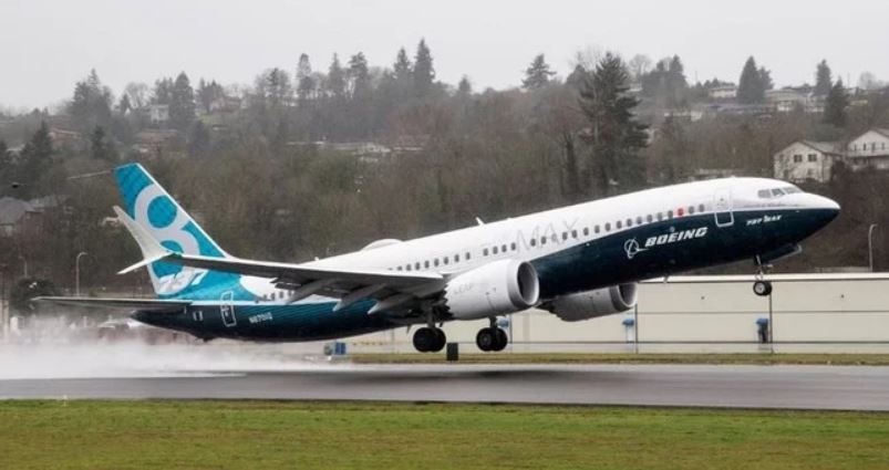 بوينغ تعترف بأخطاء في مؤشر حالات الخلل في طائرتها "ماكس 737"