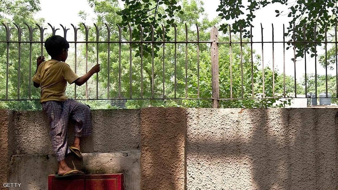 فاكهة تودي بأرواح عشرات الأطفال