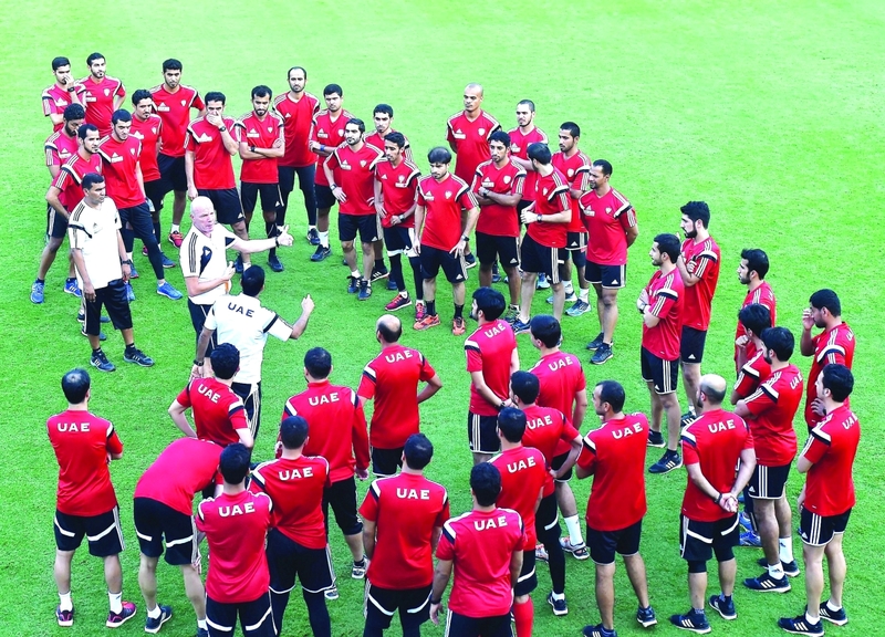 "جانب من معسكر إعداد قضاة الملاعب | البيان"