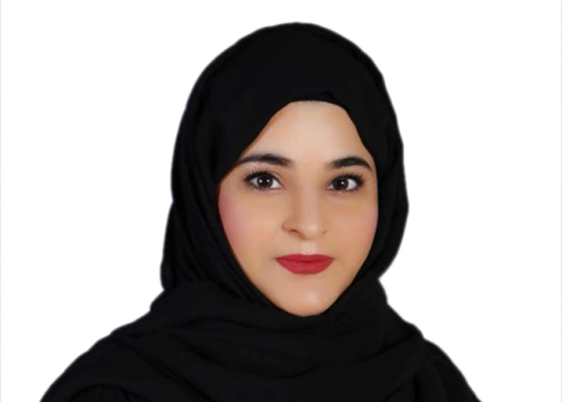 "منال بن يعروف"