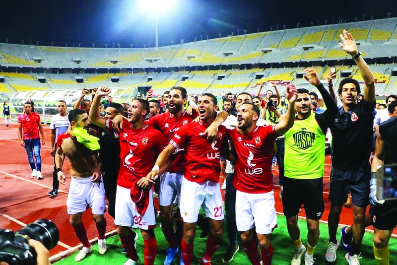 "احتفالات الأهلي عقب تخطي المقاولون العرب وحصد لقب الدوري | البيان"
