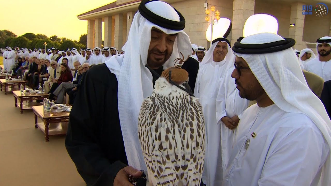 محمد بن زايد على درب زايد في العناية بالصيد والفروسية وحماية الطبيعة
