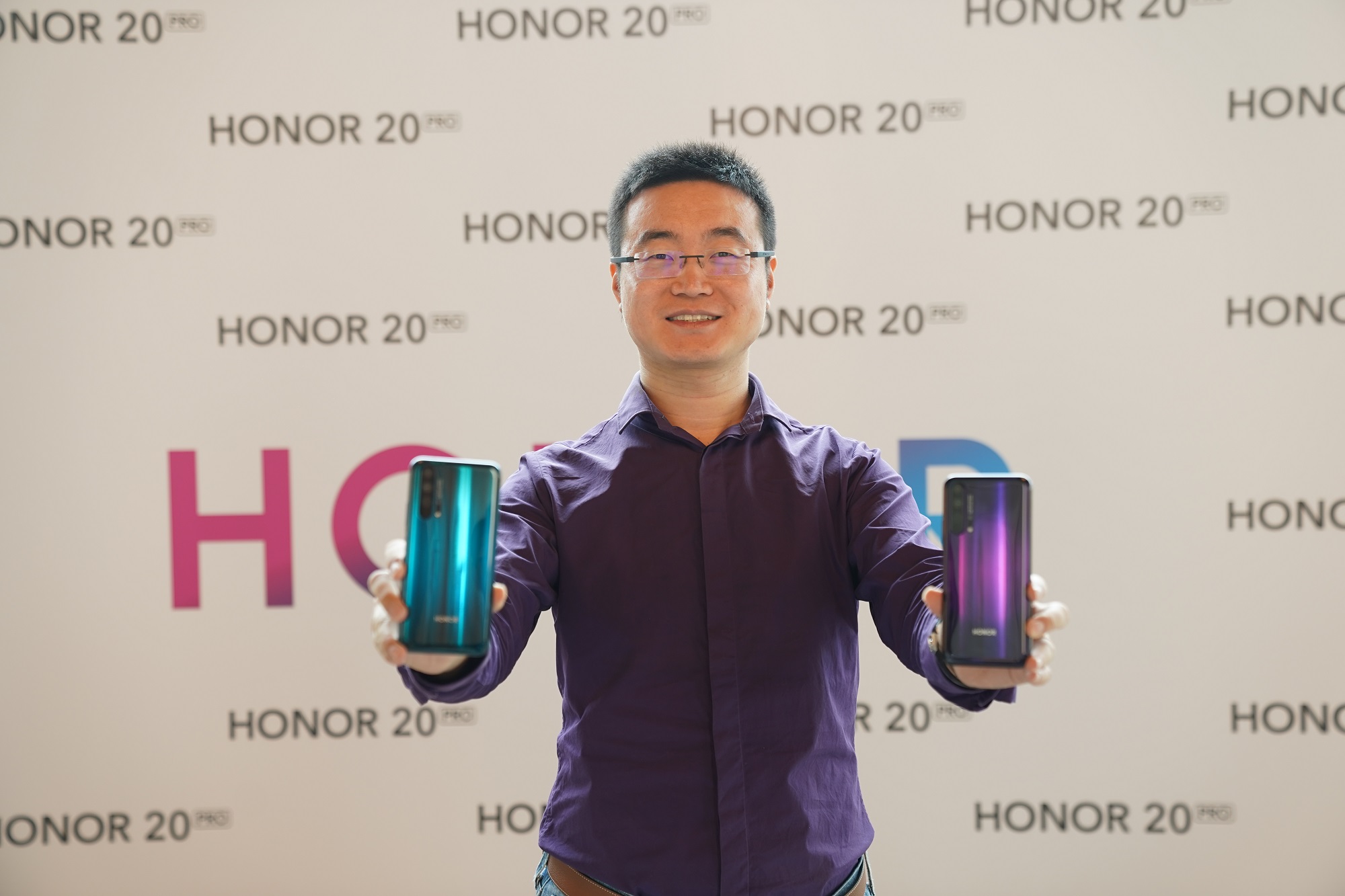 HONOR تطلق هاتفها الجديد HONOR 20 PRO في الإمارات