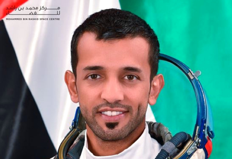 "سلطان النيادي"