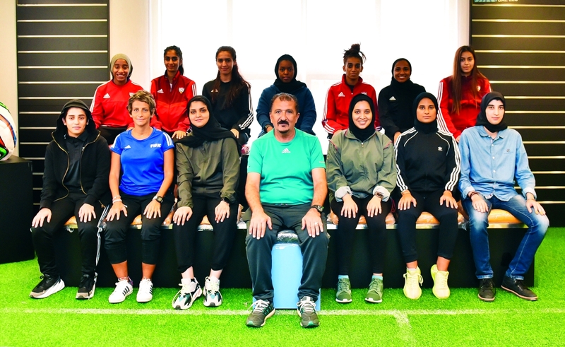"Ⅶ الحكمات المستجدات المشاركات في الدورة | البيان"