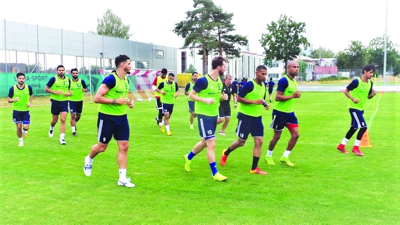 "جانب من تدريبات الظفرة خلال معسكر الفريق الإعدادي | البيان"