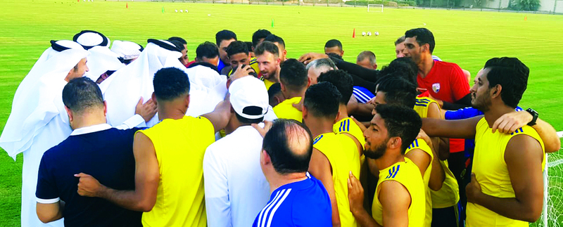 "إدارة الظفرة الجديدة مع لاعبي الفريق الأول | البيان"