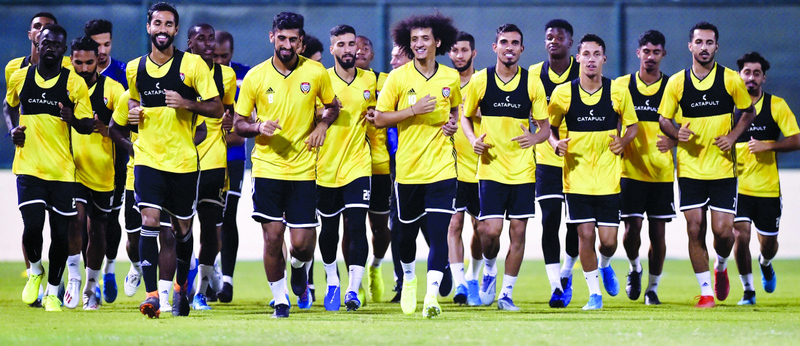 "المنتخب يتدرب في ملعب الاتحاد البحريني | من المصدر"
