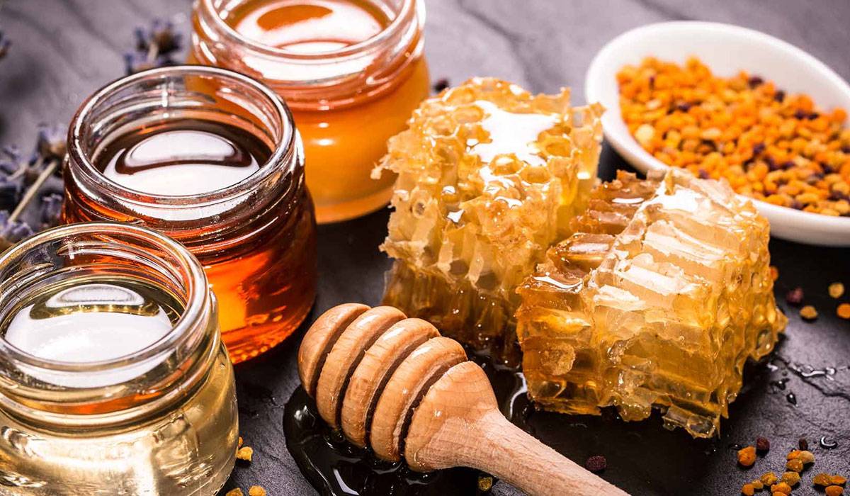يقضي 82 يوماً في السجن .. بسبب العسل