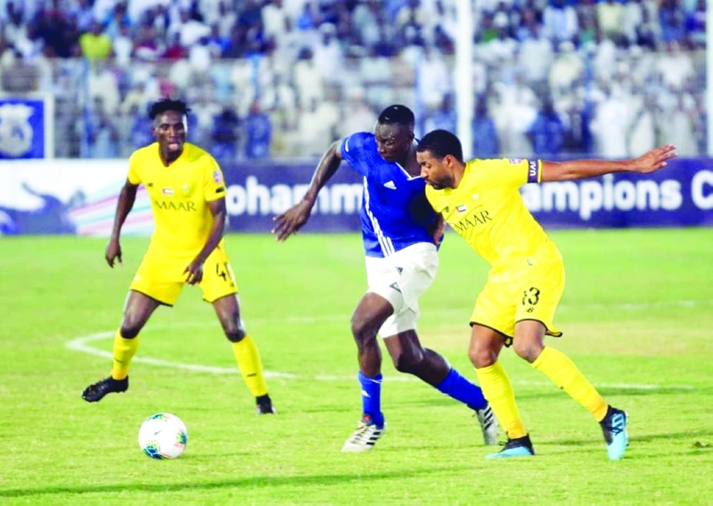 "جانب من مباراة الوصل والهلال | البيان"