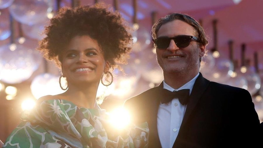 فيلم الجوكر يفوز بالأسد الذهبي في مهرجان البندقية السينمائي