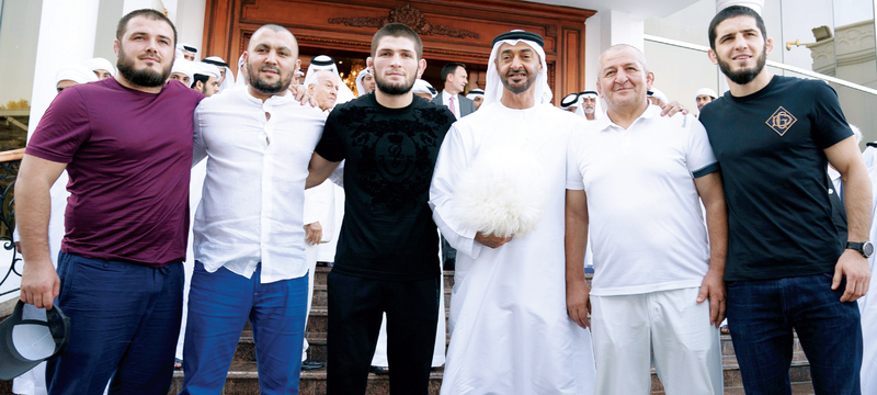 "محمد بن زايد خلال استقبال حبيب محمدوف | تصوير: حمد الكعبي"