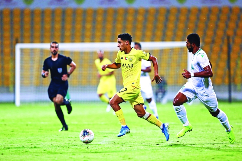"جانب من لقاء الوصل الودي مع خورفكان | تصوير: غلام كاركر"