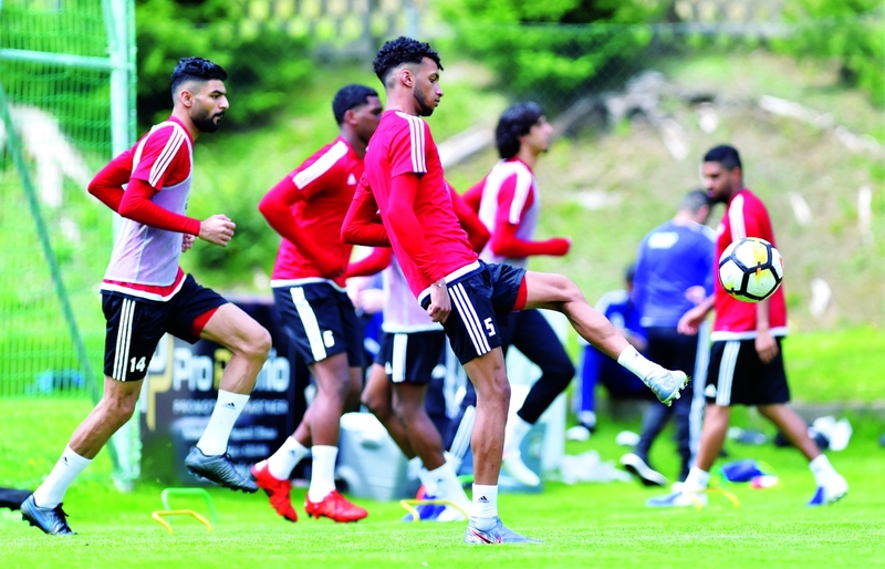 "من تدريبات منتخبنا | البيان"