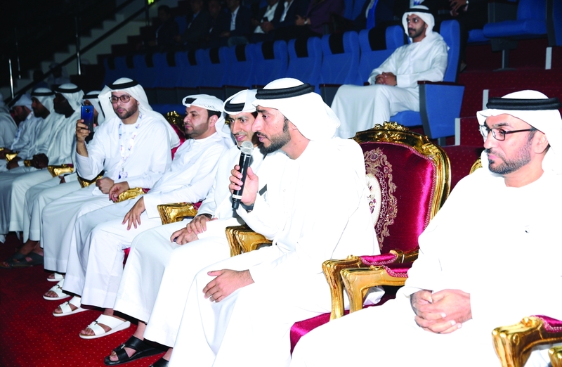 "عبد الله الشرقي يعطي شارة انطلاقة البطولة | البيان"