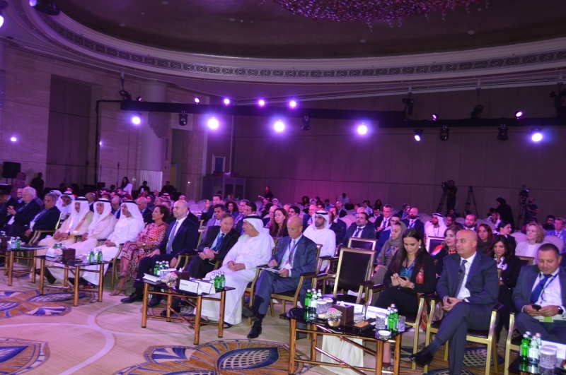 نهيان بن مبارك: التسامح والأخوة كفيلان بحل العديد من التحديات