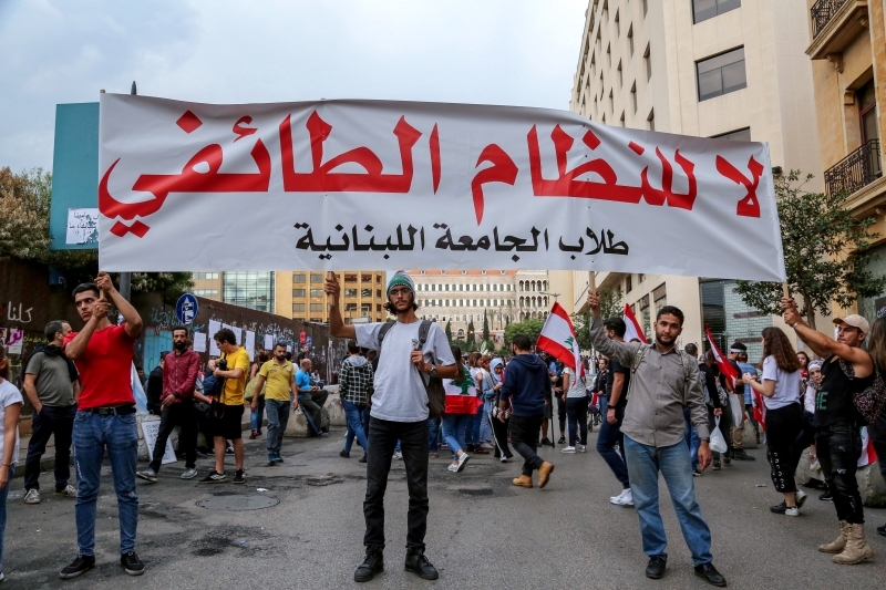 محتجو لبنان لم يجدوا العون في كلمة عون