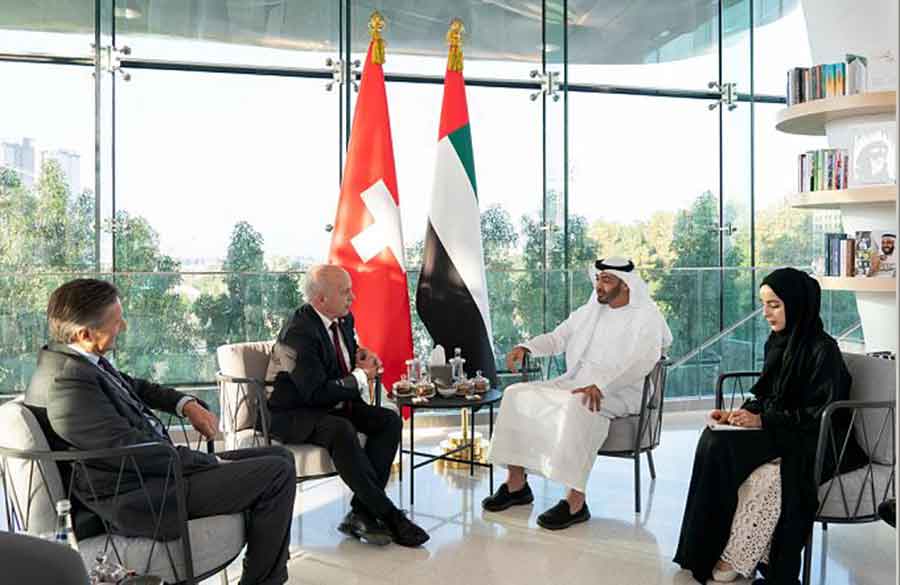 محمد بن زايد يستقبل الرئيس السويسري