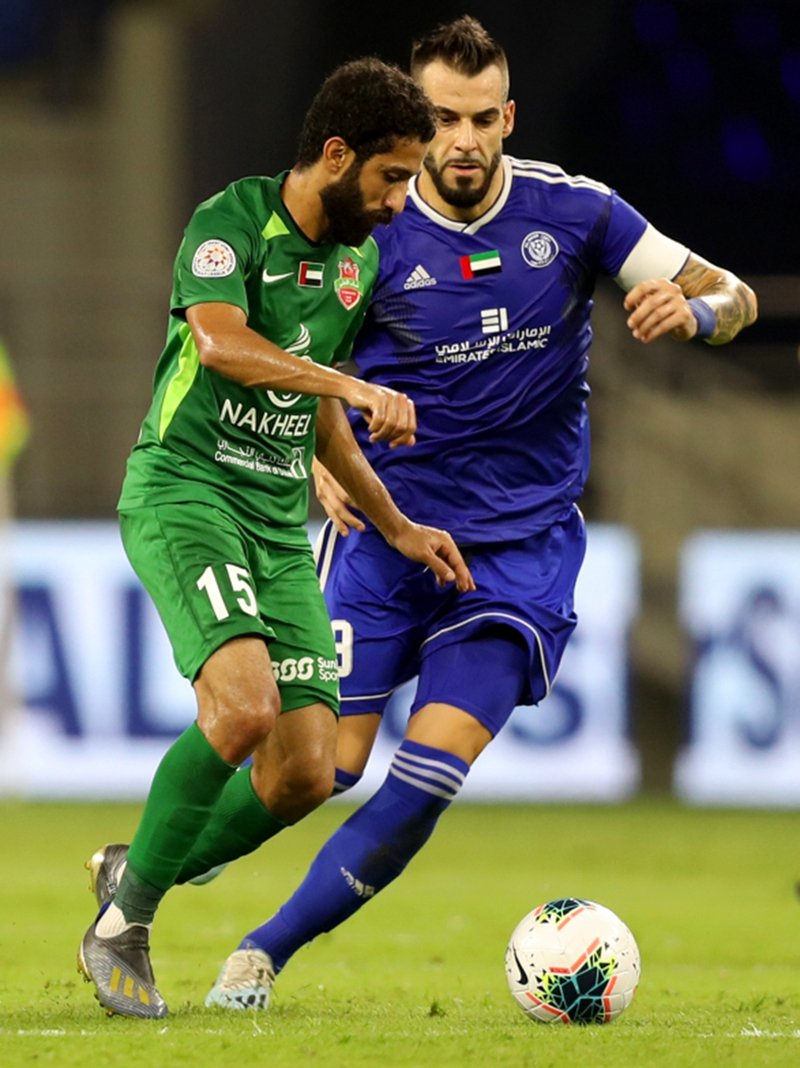 "من لقاء النصر وشباب الأهلي في دوري الخليج العربي | البيان"