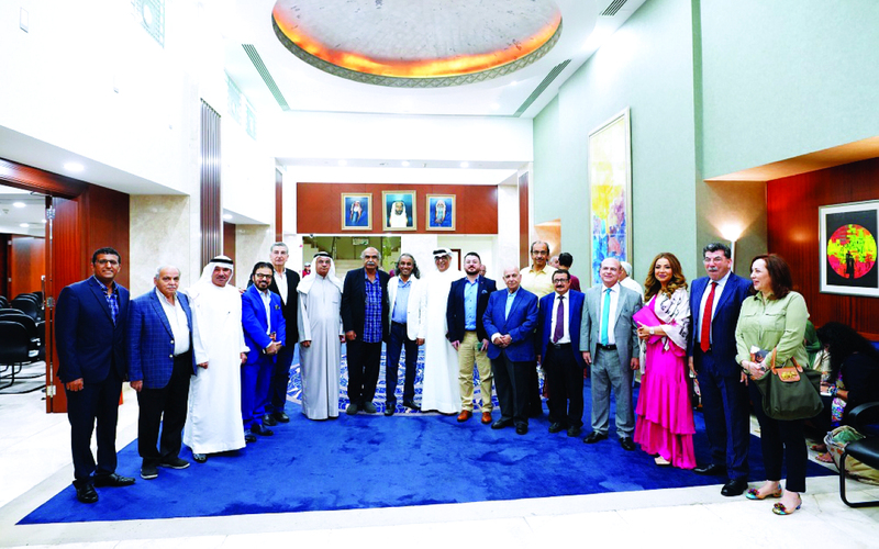 «العويس الثقافية» تحتفي بقاسم حداد