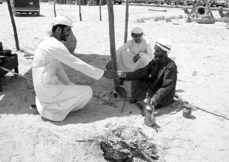 توثيق لمجتمع الإمارات قبل 200 عام هنري وايتلوك