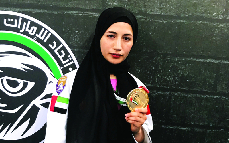 "مهرة الهنائي"