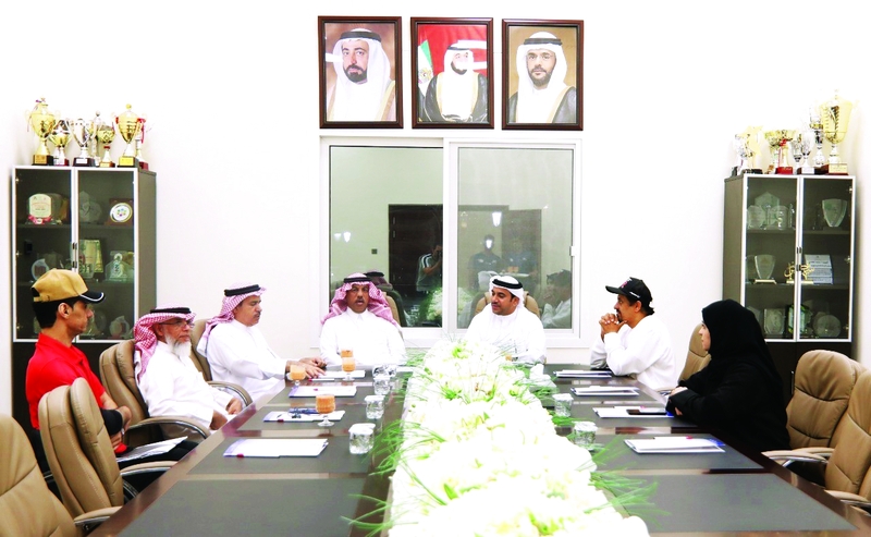 "خلال استقبال الضيوف | البيان"