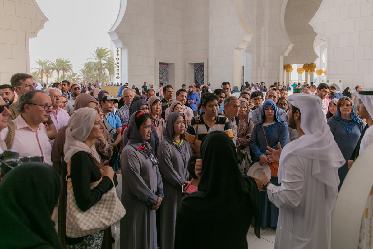 جامع الشيخ زايد الكبير منارة عالمية للتعايش والتسامح