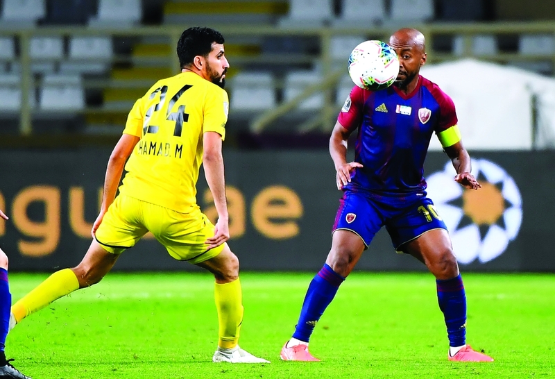 "إسماعيل مطر خلال المباراة | البيان"