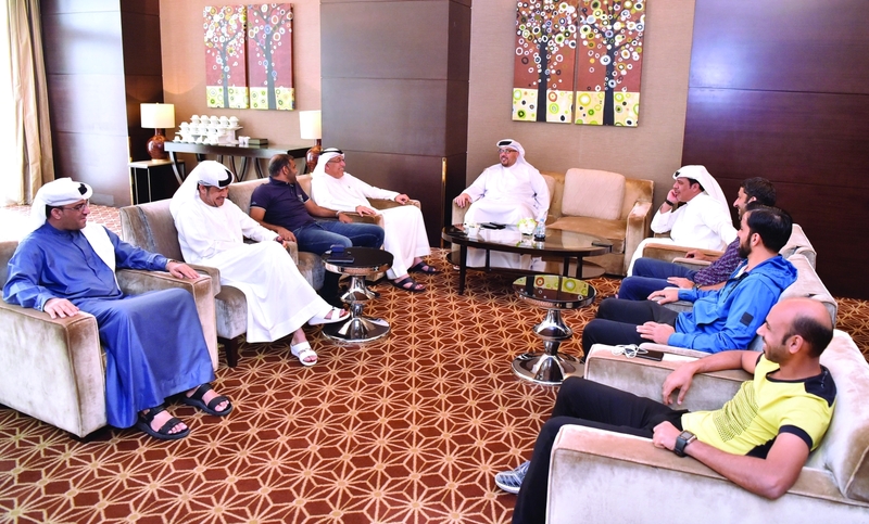 "عبد الله الجنيبي خلال اللقاء مع الوفد | البيان"