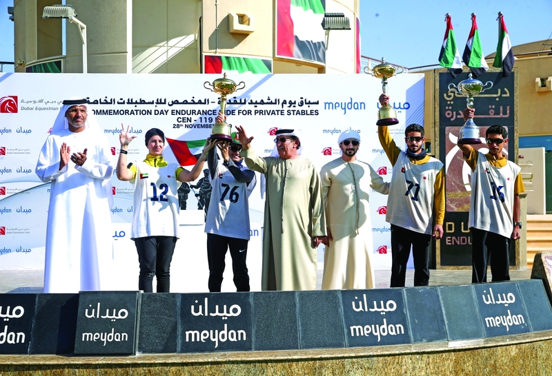 "محمد العضب متوجا أبطال السباق بحضور سعيد الكمدة وراشد الكمدة | البيان"