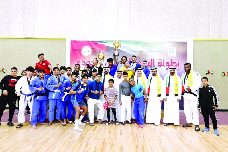 "جانب من مراسم التتويج | البيان"