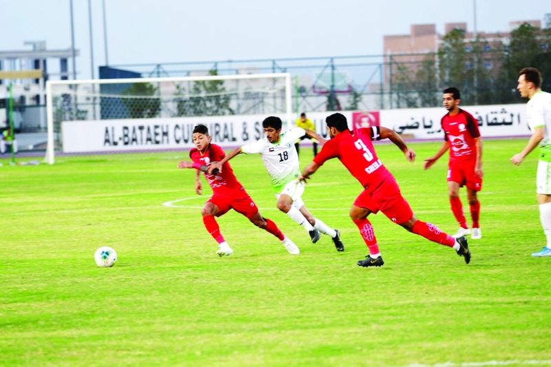"جانب من مباراة دبا الحصن والبطائح | البيان"