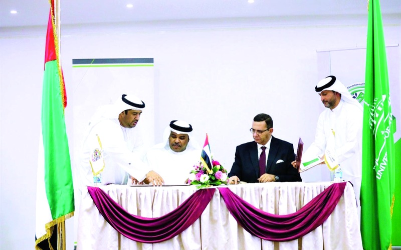 "جانب من مراسم التوقيع | البيان"