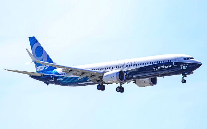 بوينغ  «ماكس 737» تطيح بالمستشار القانوني