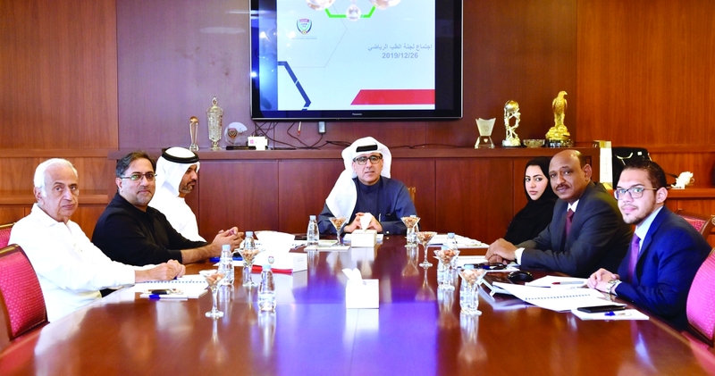 "من اجتماع اللجنة الطبية باتحاد الكرة | البيان"