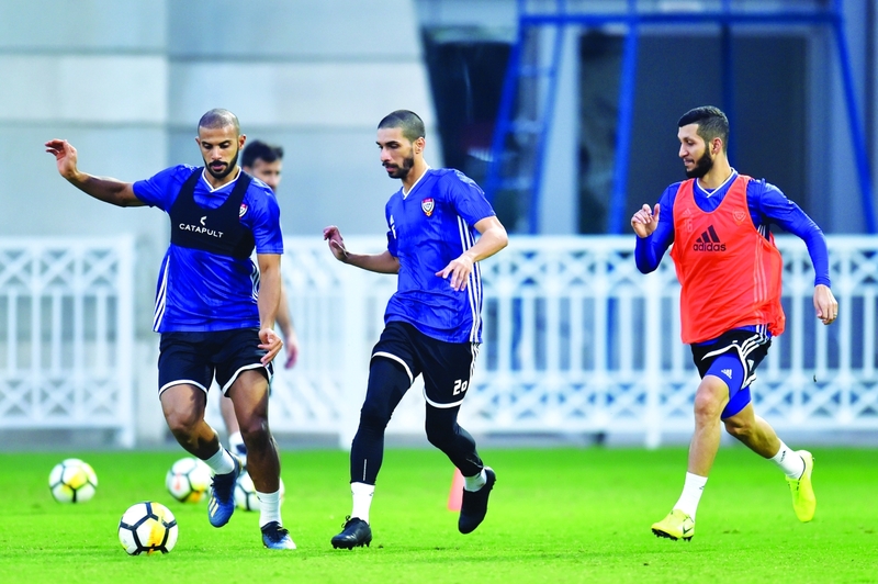 "جانب من تدريب سابق للمنتخب الأول | البيان"