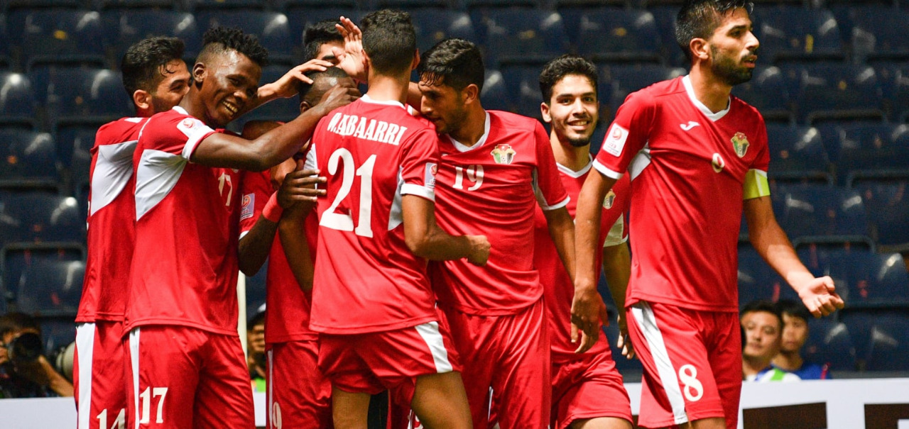 الأردن تهزم كوريا الشمالية وتتصدر مجموعة الإمارات في كأس آسيا