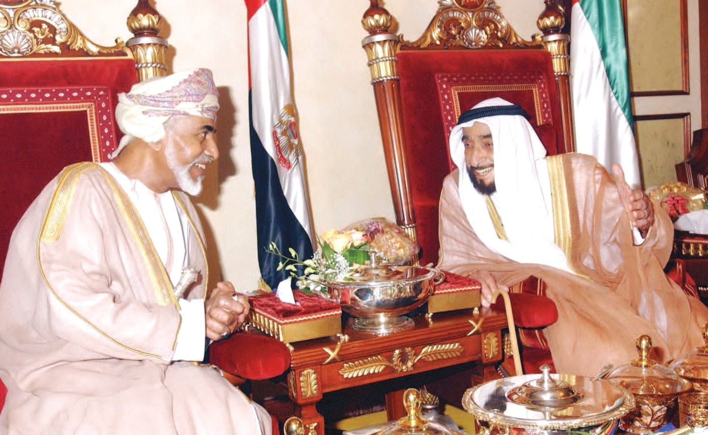 الإمارات وعمان.. روابط راسخة وتطلعات مشتركة