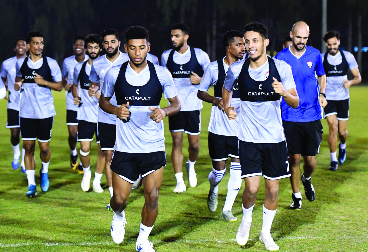 "من تدريبات المنتخب الأولمبي | تصوير: عادل النعيمي"