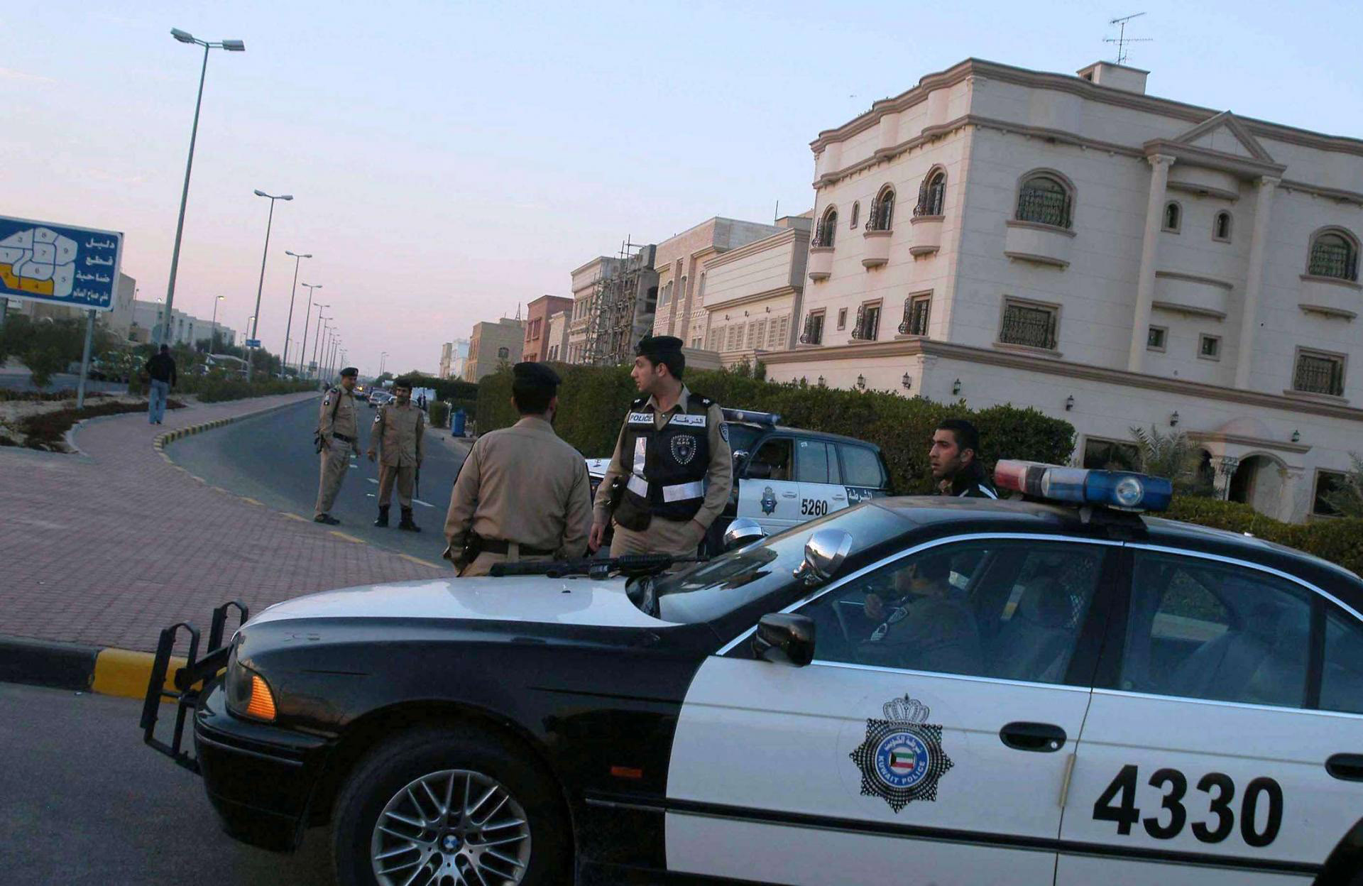 كمين الزوجة يوقع زوجها وعشيقته في قبضة الشرطة