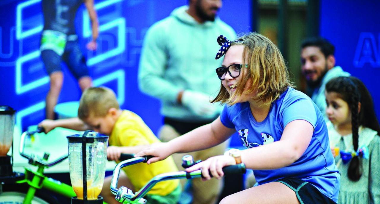 "خلال الأنشطة التفاعلية في ياس مول | البيان"